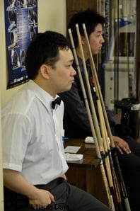 手前：持永隼史選手　奥：喜島安広選手