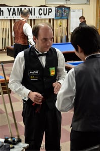 試合直後、言葉を交わす師弟