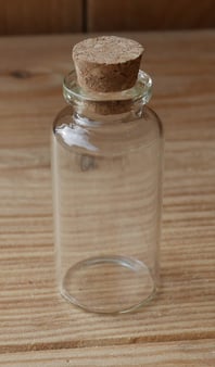 Fiole en verre taille 8