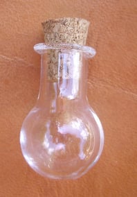 Fiole en verre taille 6