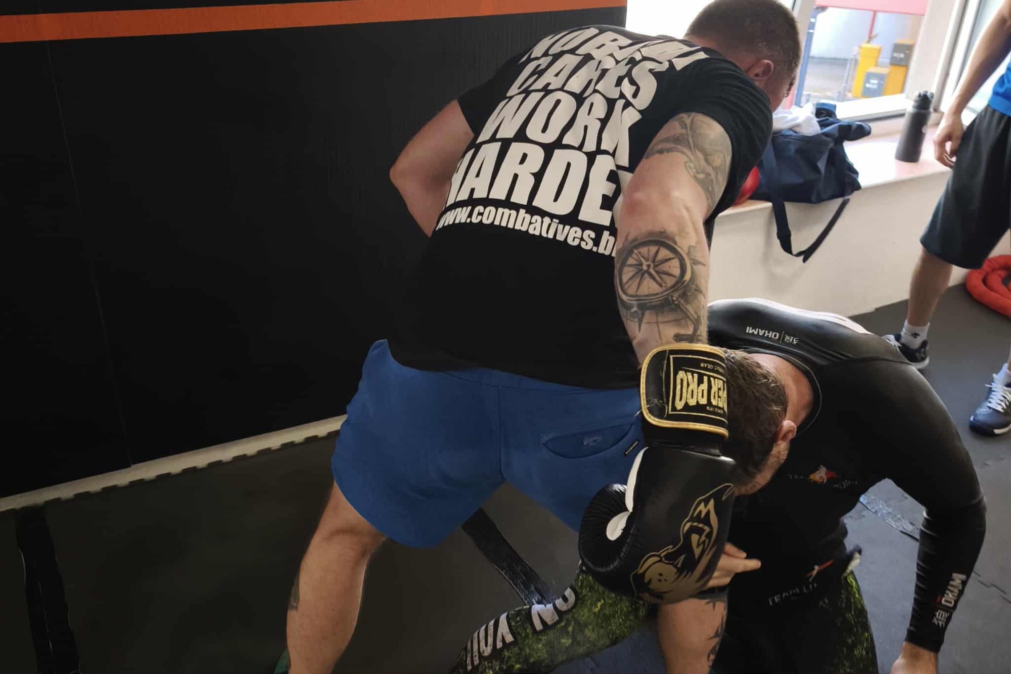 Von der Bodenlage bis zum Messerangriff - Combatives Workshop in Limburg