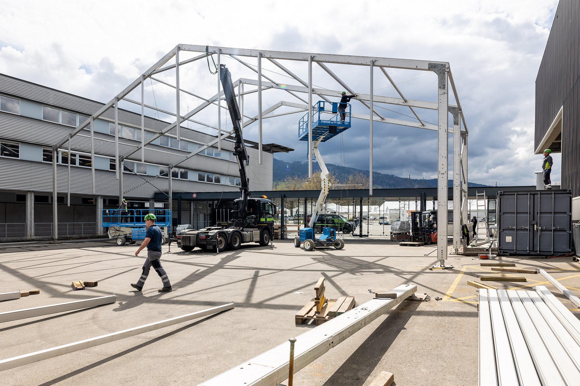 Hunziker AG - Pionier für temporäre Bauten