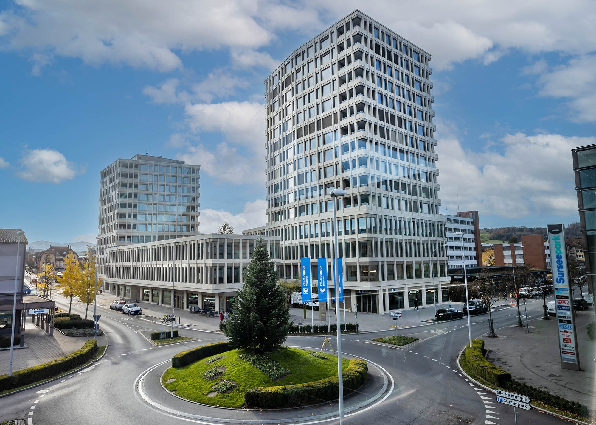 Luzerner Kantonalbank eröffnet "Dreiklang" Sursee