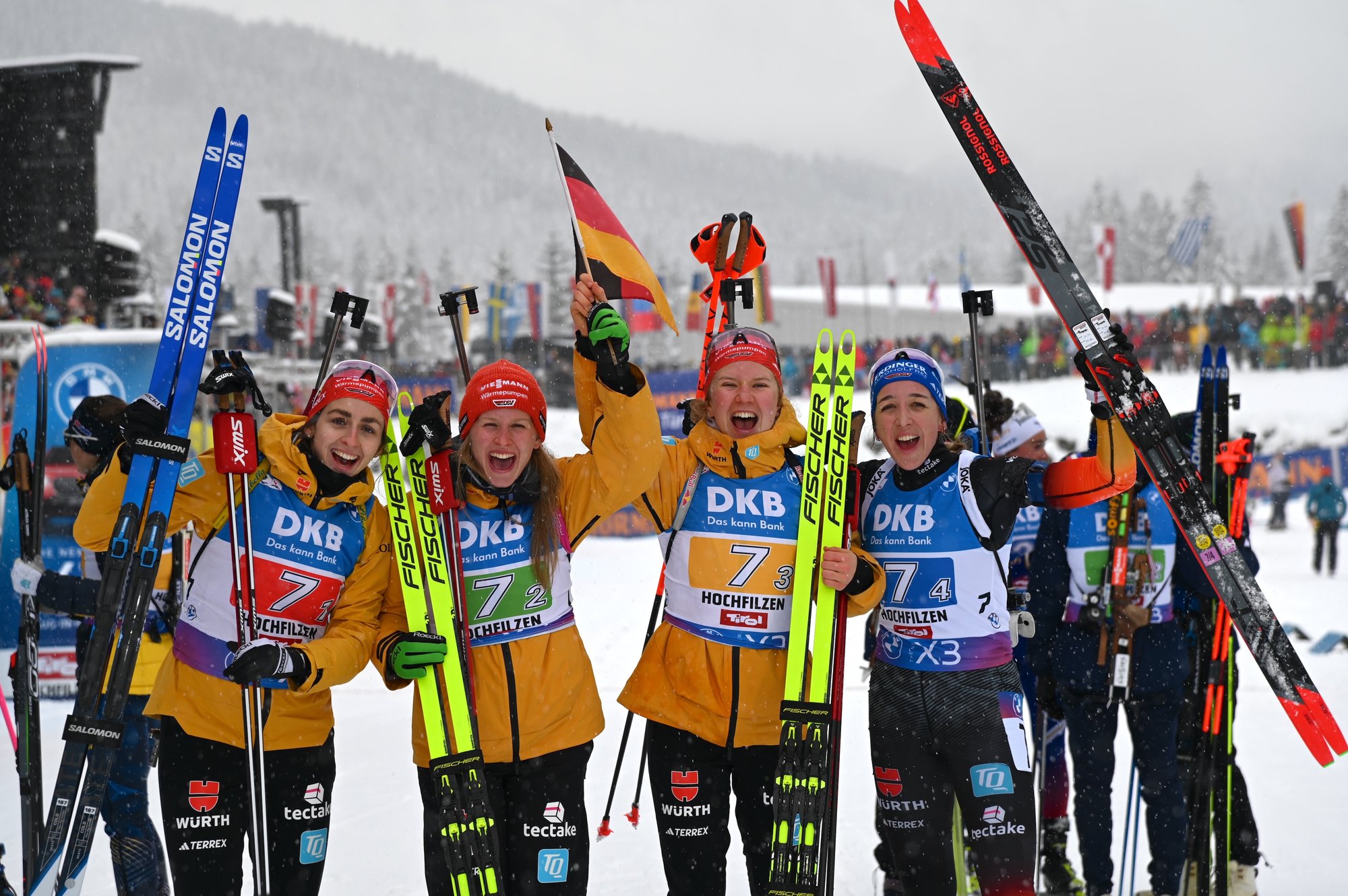 erste Weltcupsiege mit der Staffel und im Einzelrennen für Selina