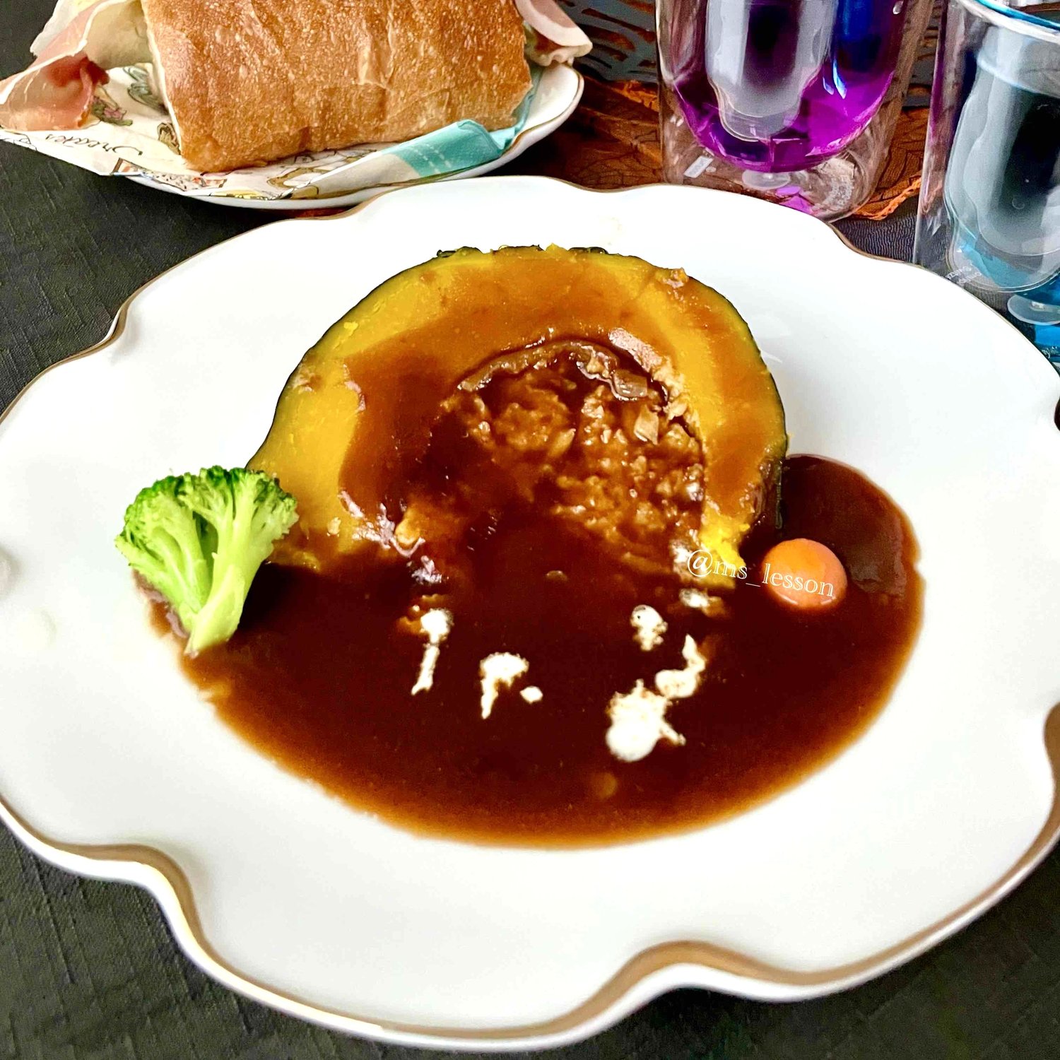 【11月メニュー】作り方：かぼちゃの肉詰め