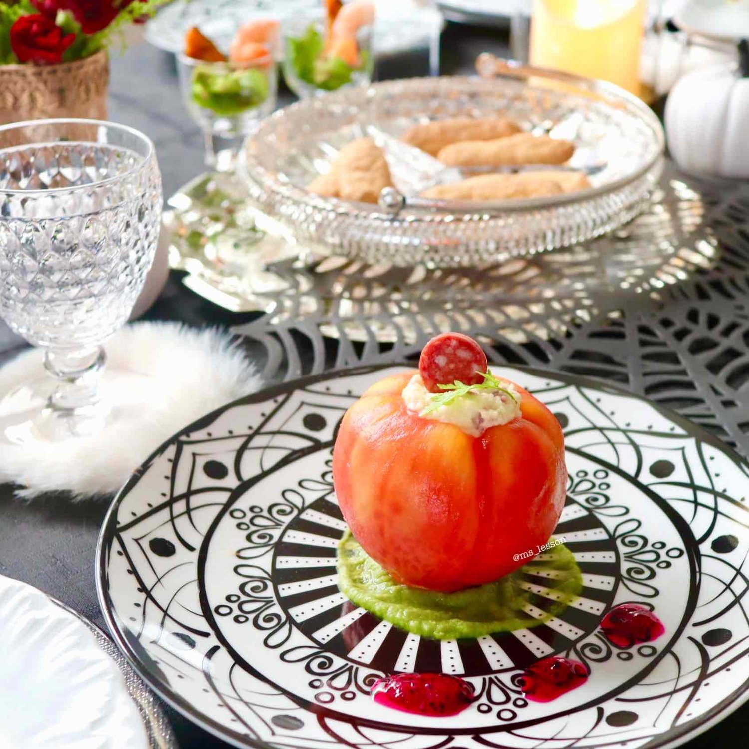 【10月メニュー】ハワイ料理のポキの語源は？