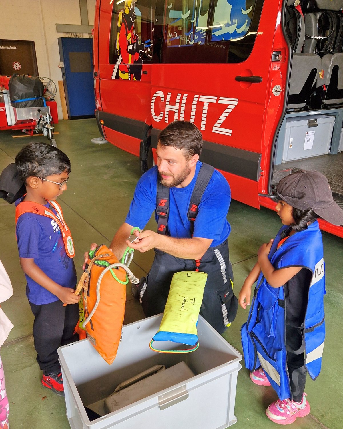 Besuch bei der Feuerwehr Safenwil