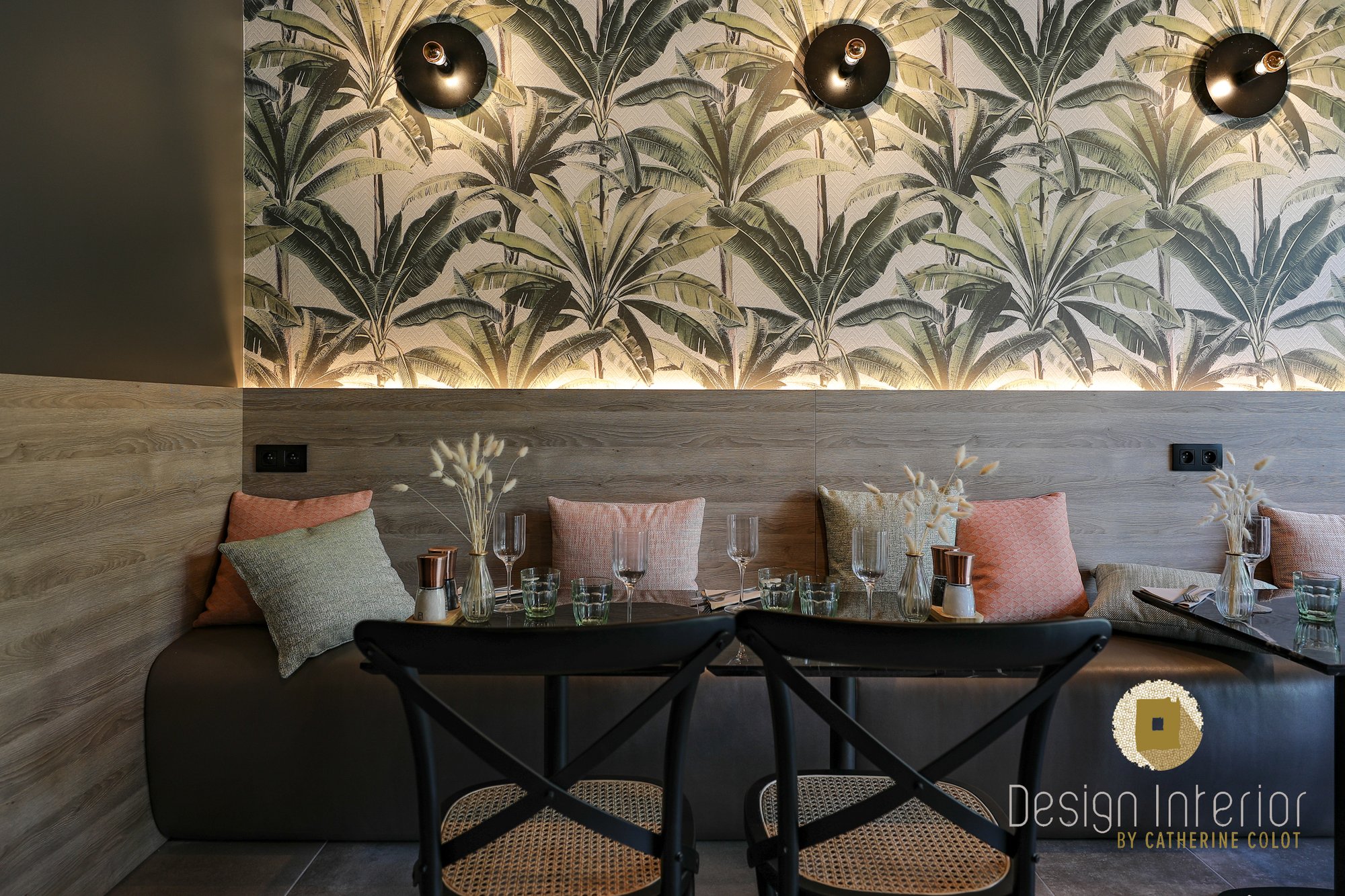 Aménagement et décoration d'une crêperie "Chez Les Demoiselles" à Beauraing