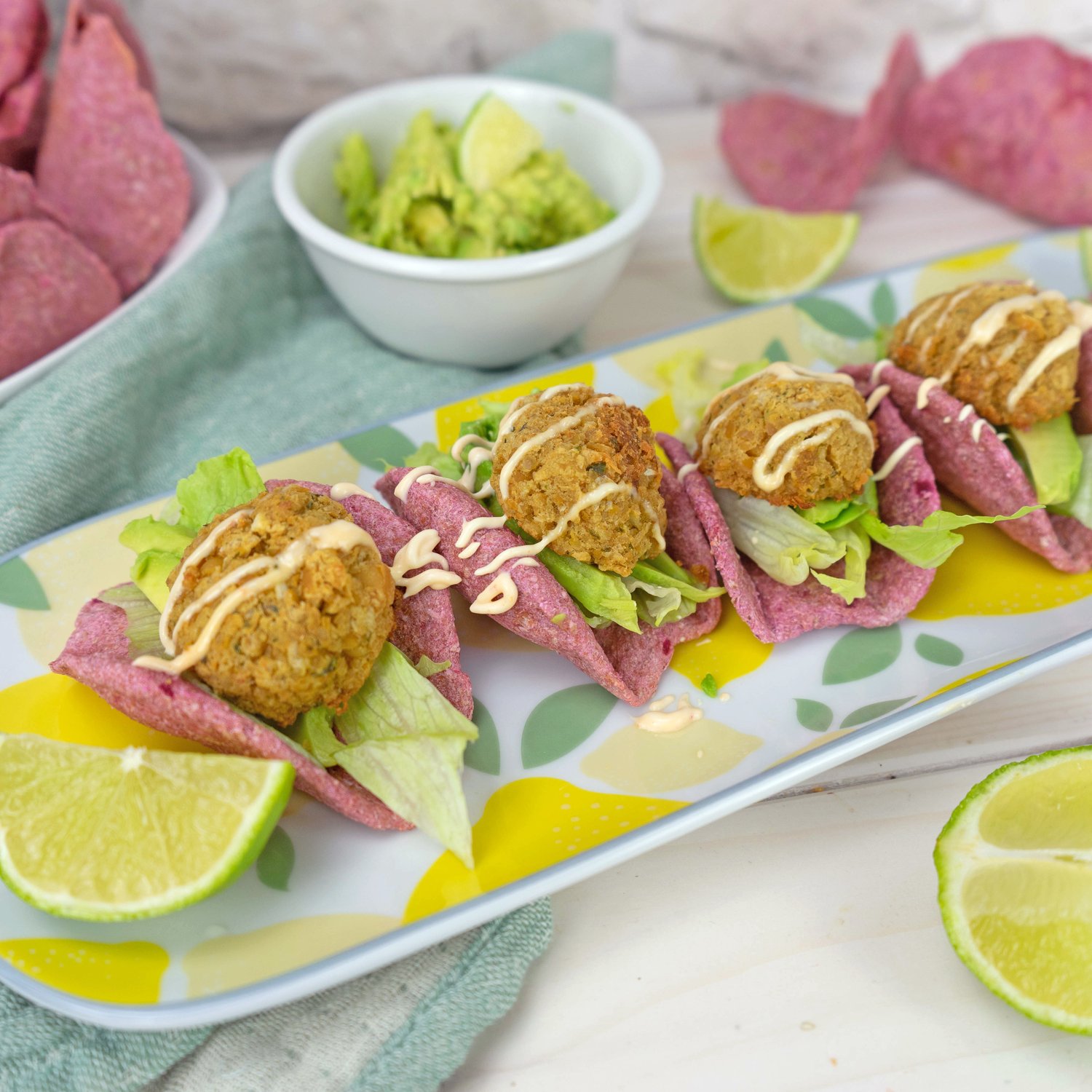 Rote Beete Tacos mit Falafel