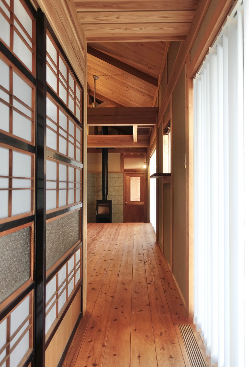 佐倉土浮の家完成見学会、ミニかまど作りワークショップ開催