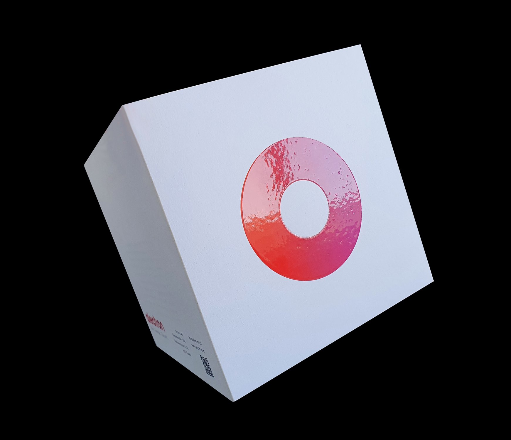 laminierter Flyer mit Lackierung