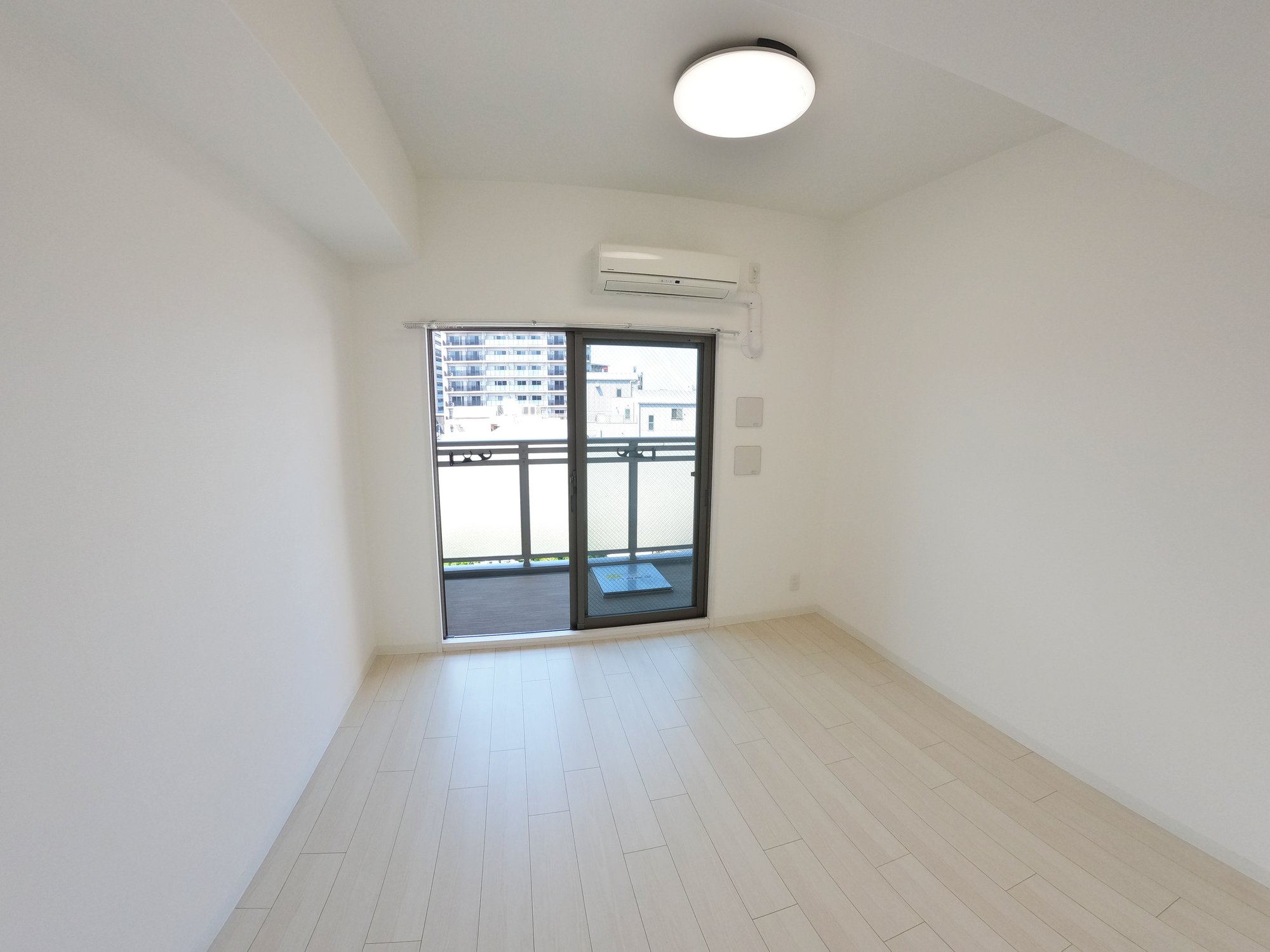 海老江。エスリード福島シティグランツ 　602号室１K