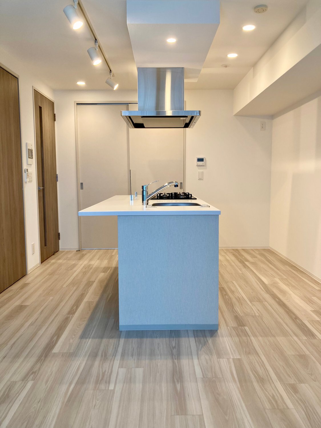 谷町四丁目。アーバネックス南新町　503号室　2LDK