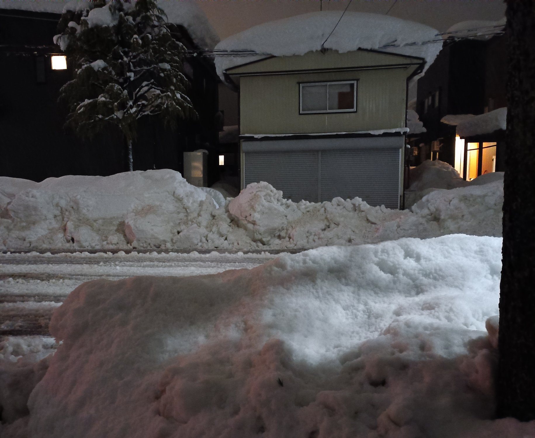 連日続く自宅前の除雪