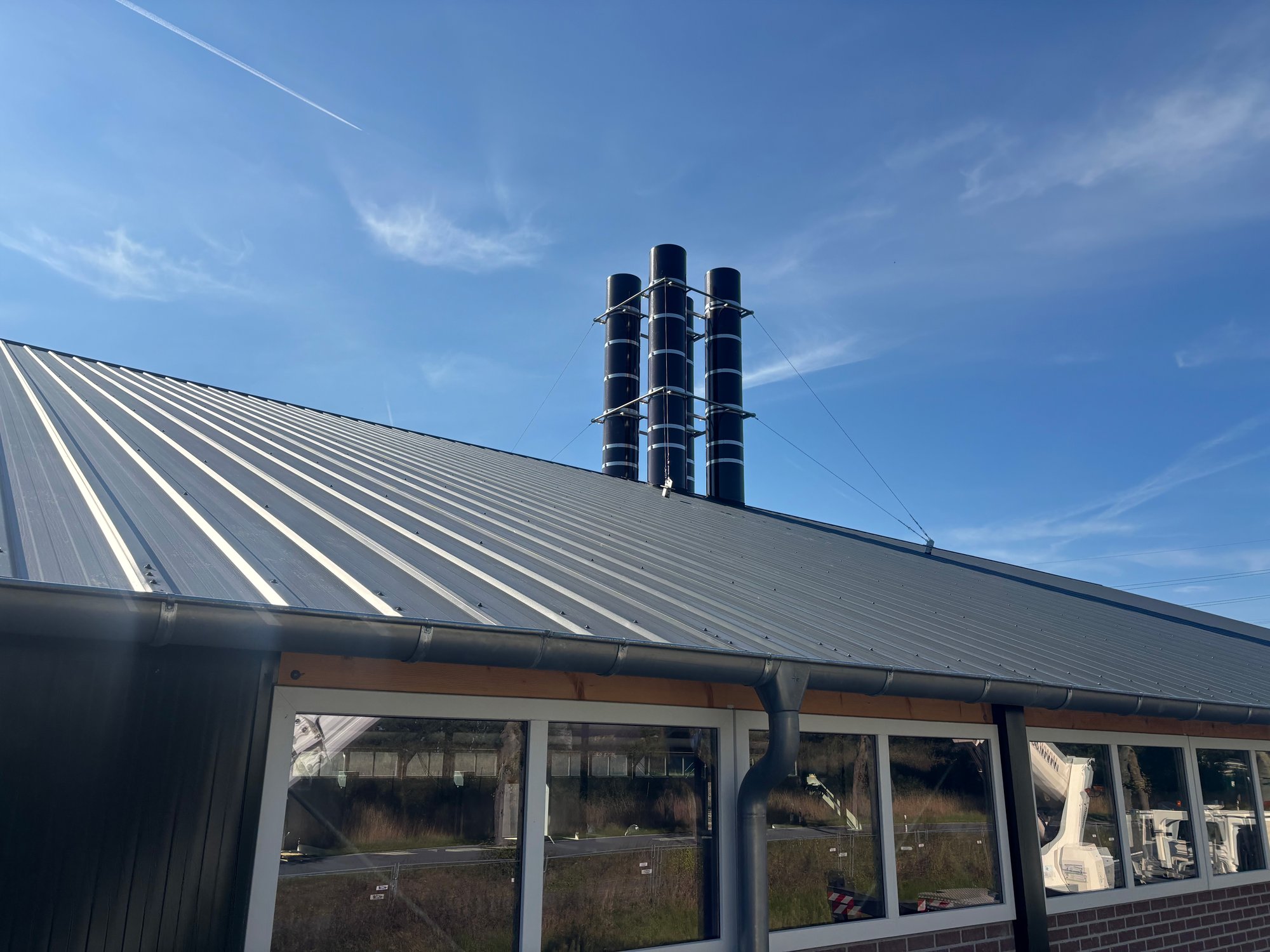 Kälberstall in Emsdetten: Moderne Tierhaltung mit innovativer Stallkllimatechnik von MENKEN | DREES