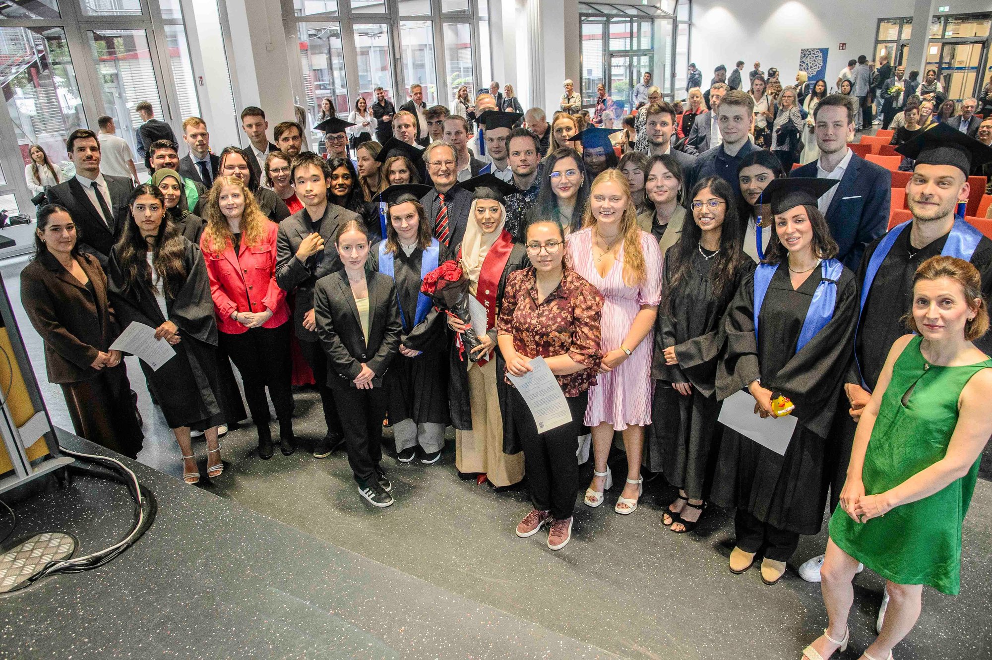 Fotos der Absolvent:innenfeier im Juli 2025