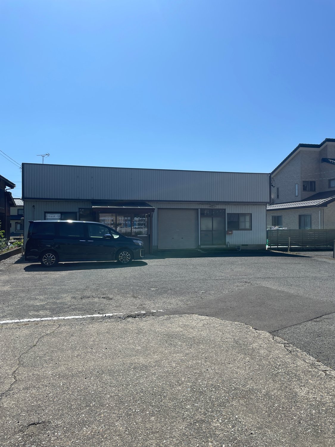 新しいテナントが登場です