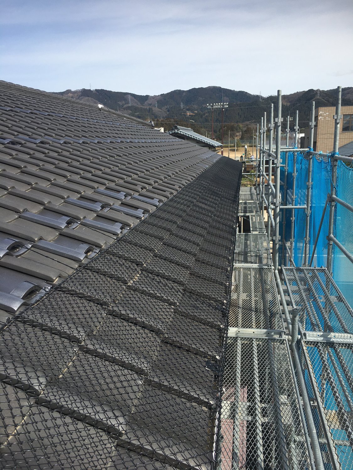 屋根の修復終わりました