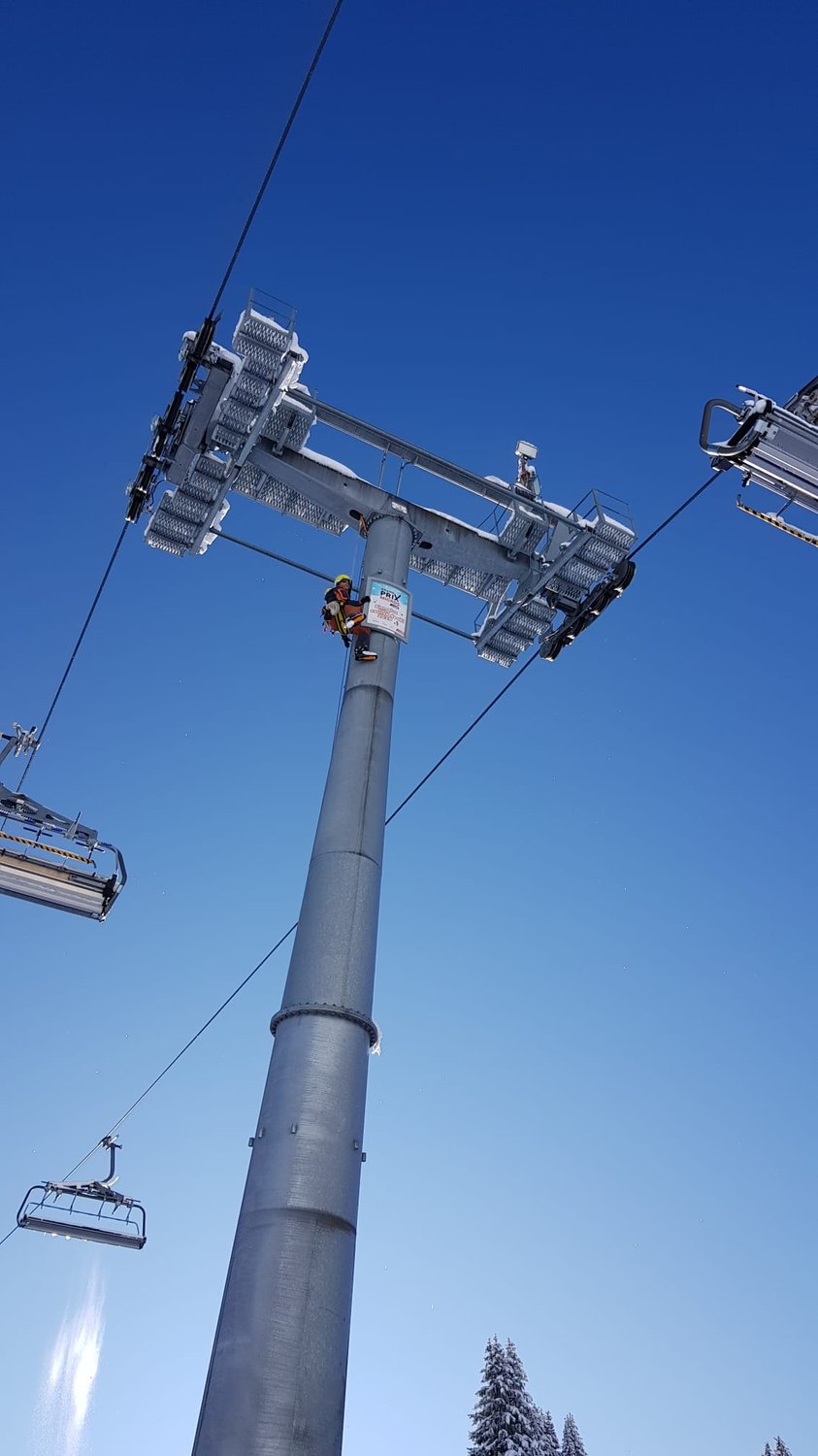 Plakatmontege Obersaxen