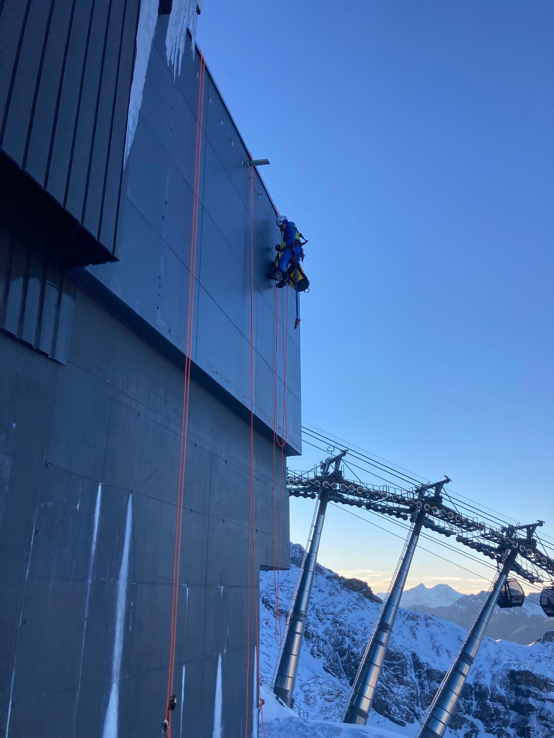 Plakatmontage Skigebiete