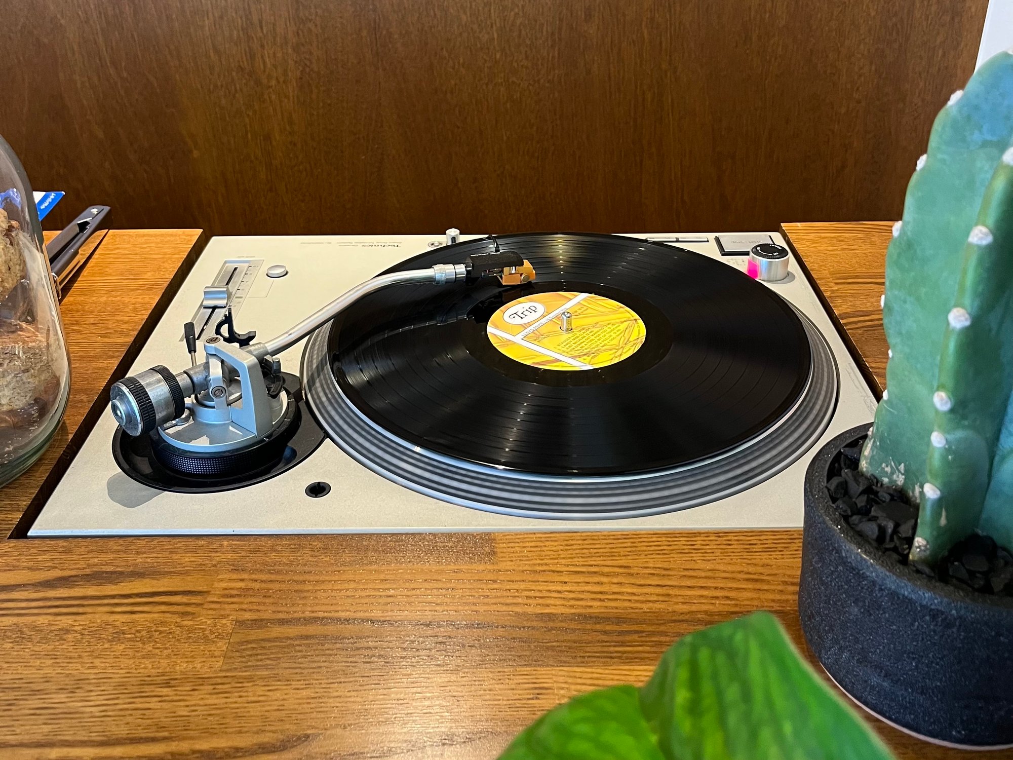 コーヒースタンド「街と山」