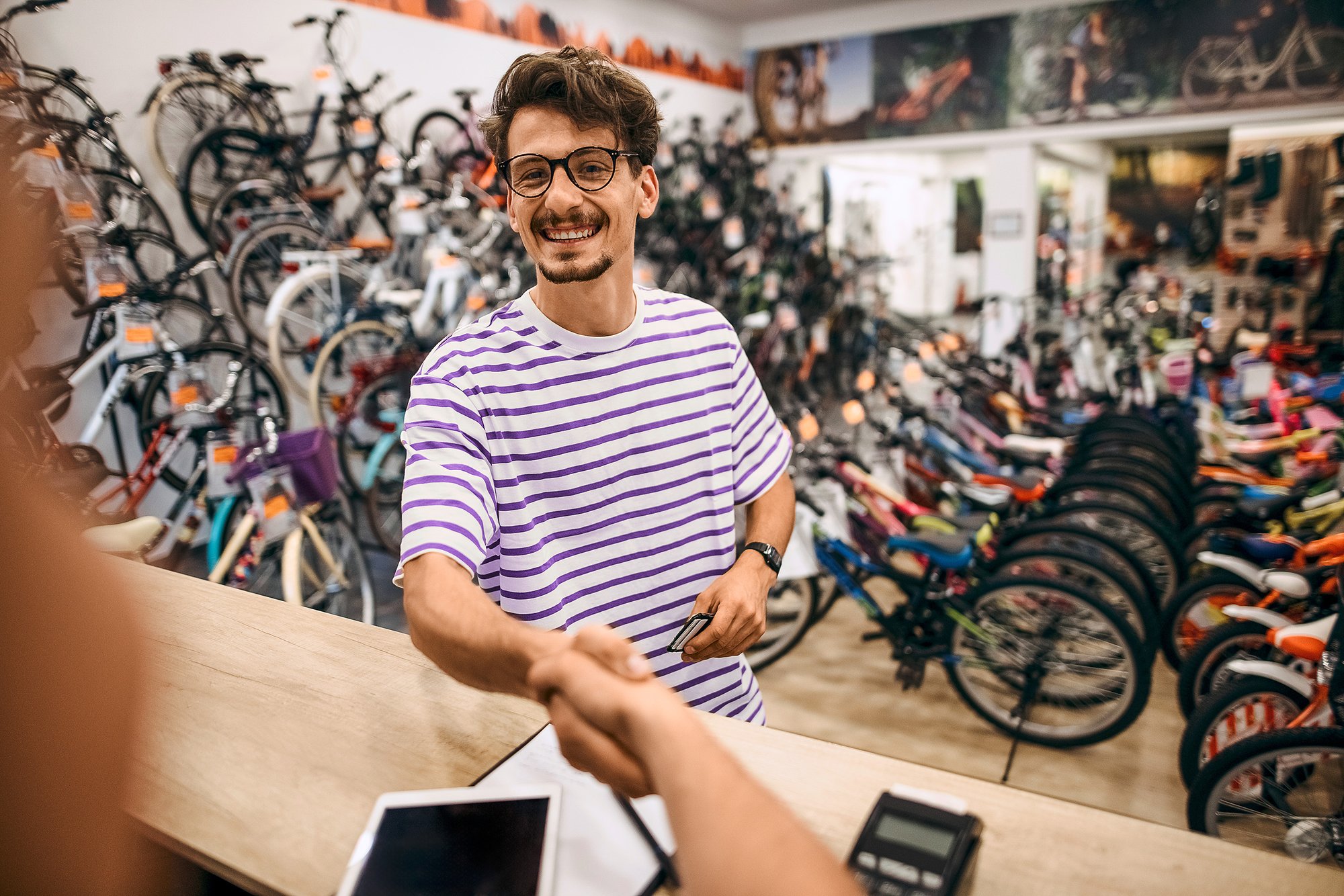 Linexo Studie: Stationärer Fahrradhandel überzeugt mit Servicequalität, doch Kunden wünschen mehr digitale Angebote
