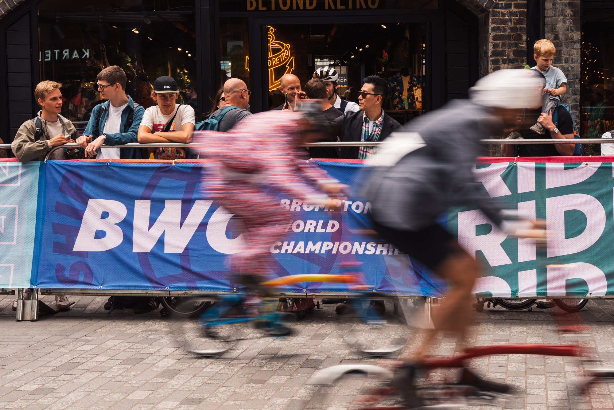 Die Brompton Weltmeisterschaft begeistert London