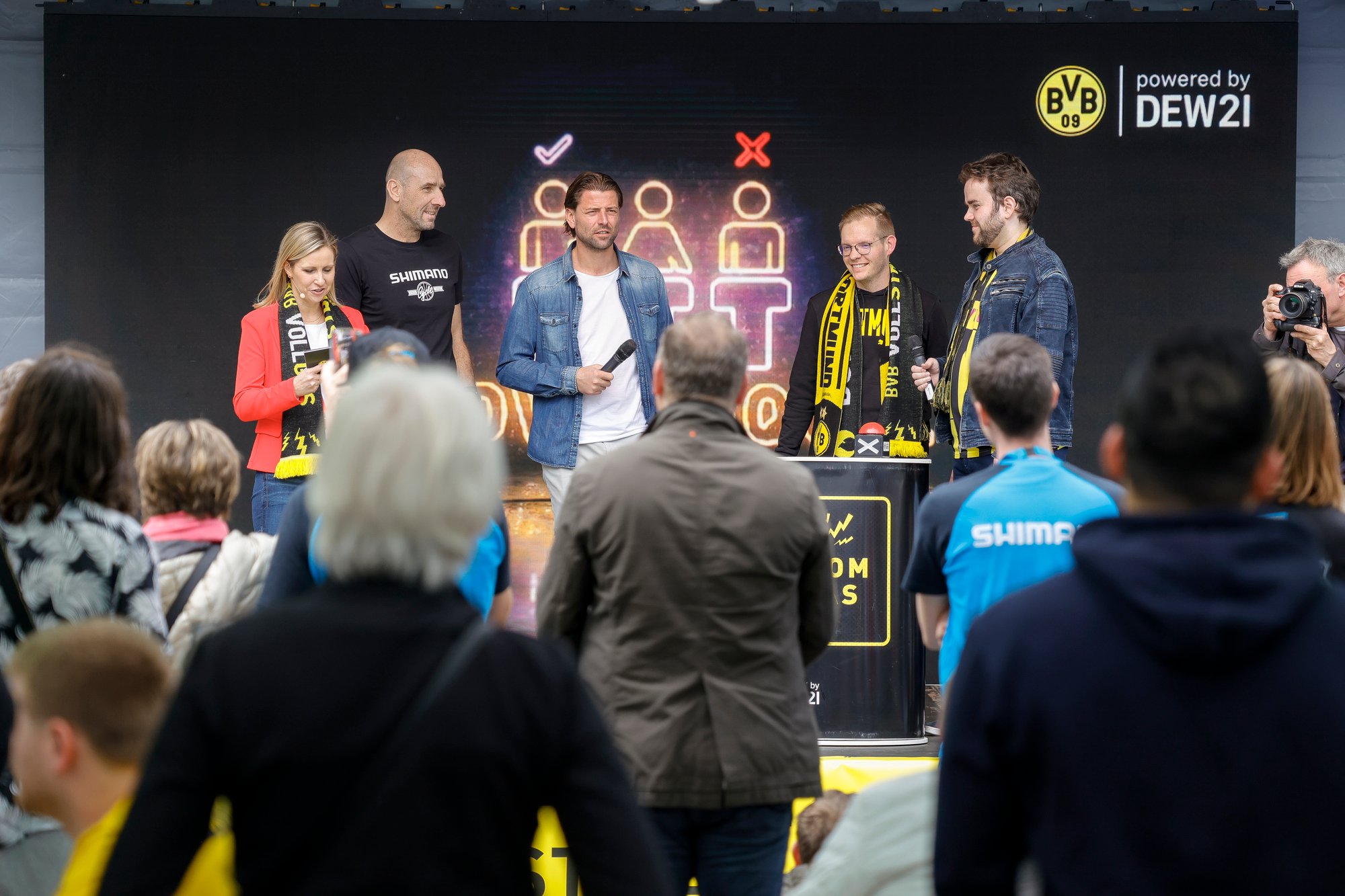 BVB-Legende Patrick Owomoyela zu Gast am DEW21 E – BIKE Festival Dortmund presented by SHIMANO