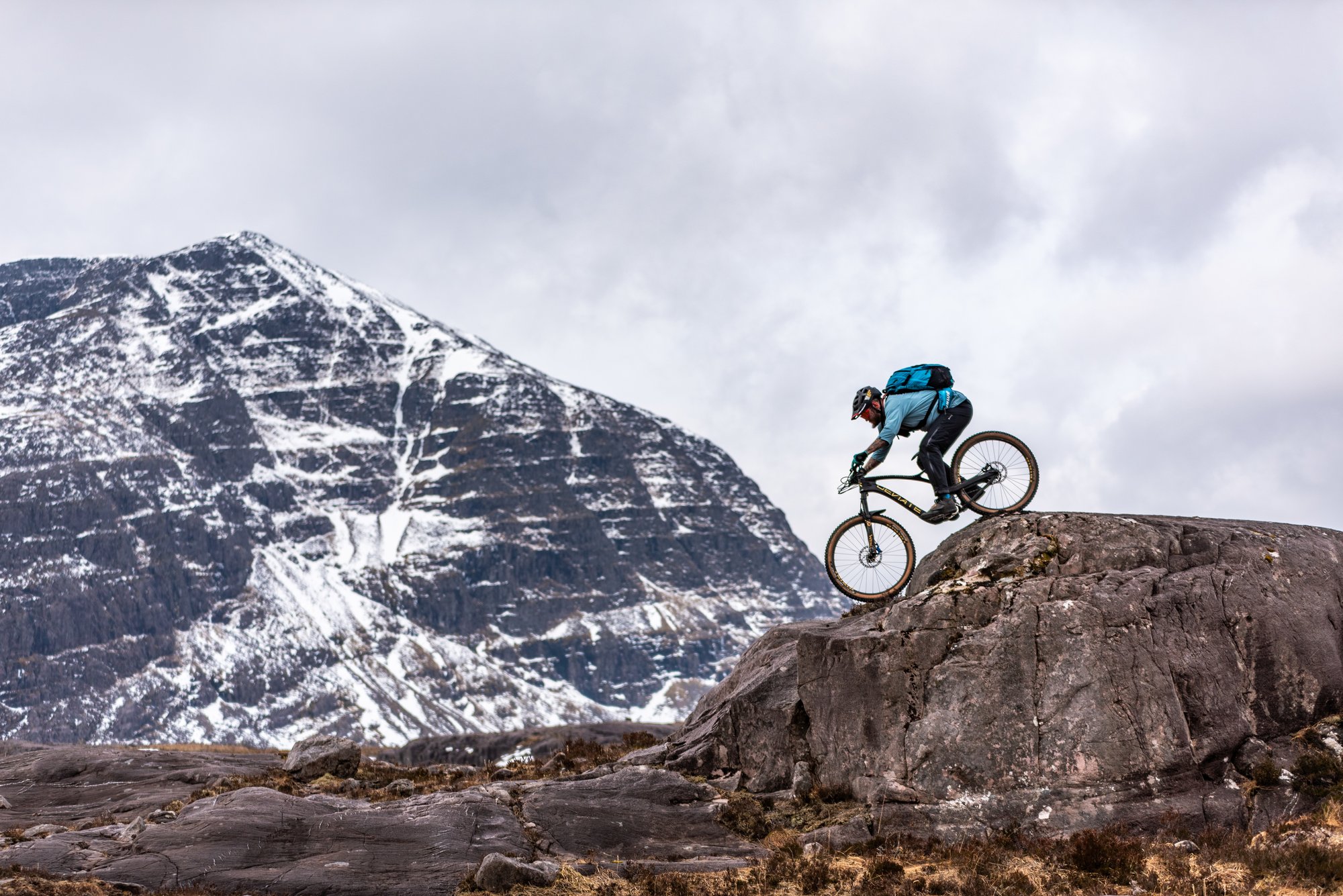 138 beginnt Zusammenarbeit mit USWE