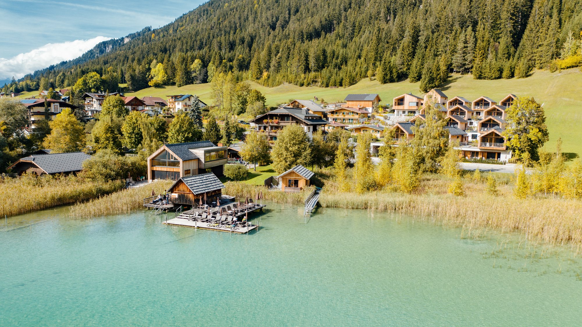 Hotel Regitnig in Weissensee: Ziel der Route 1 und Start der Route 2 zur Volkswagen R Gravelbike Experience 2024