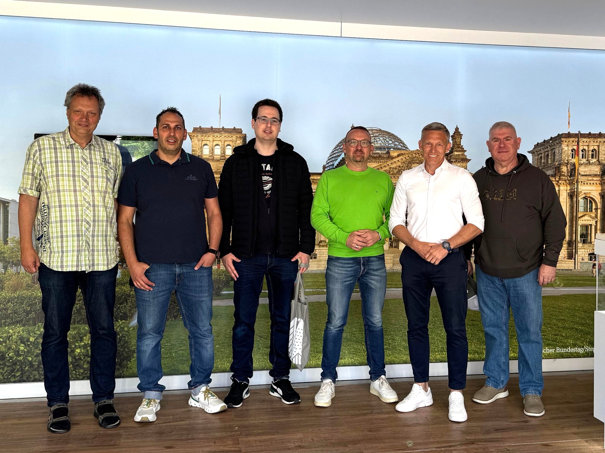 CDU-Weilerbach besucht Bundestag-Infomobil