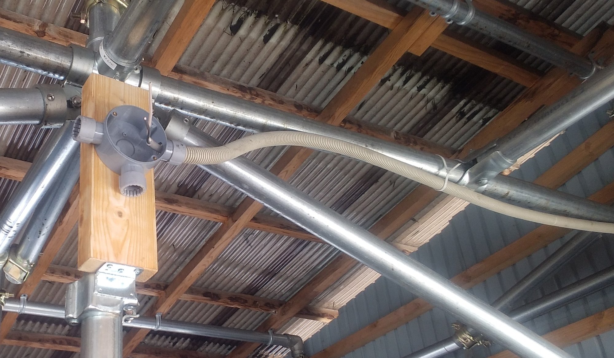 配線の基地作り