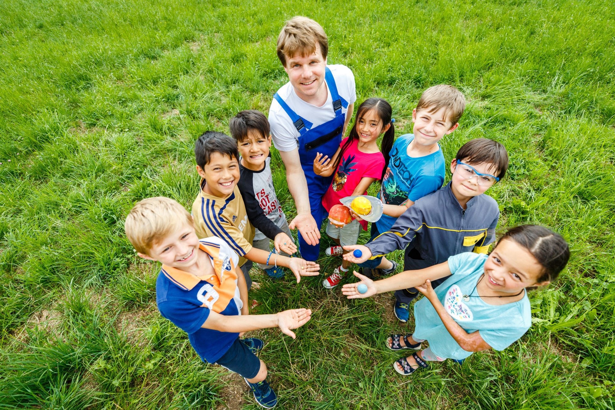 Unser Sonnensystem quer durch die Gemeinde