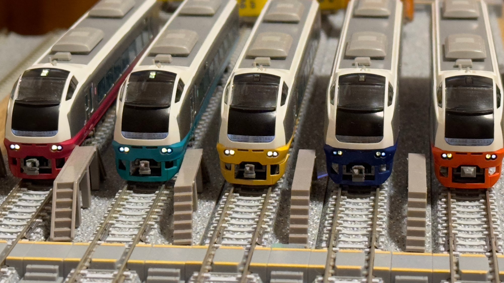 GreenMAX製E653系の加工備忘録その１