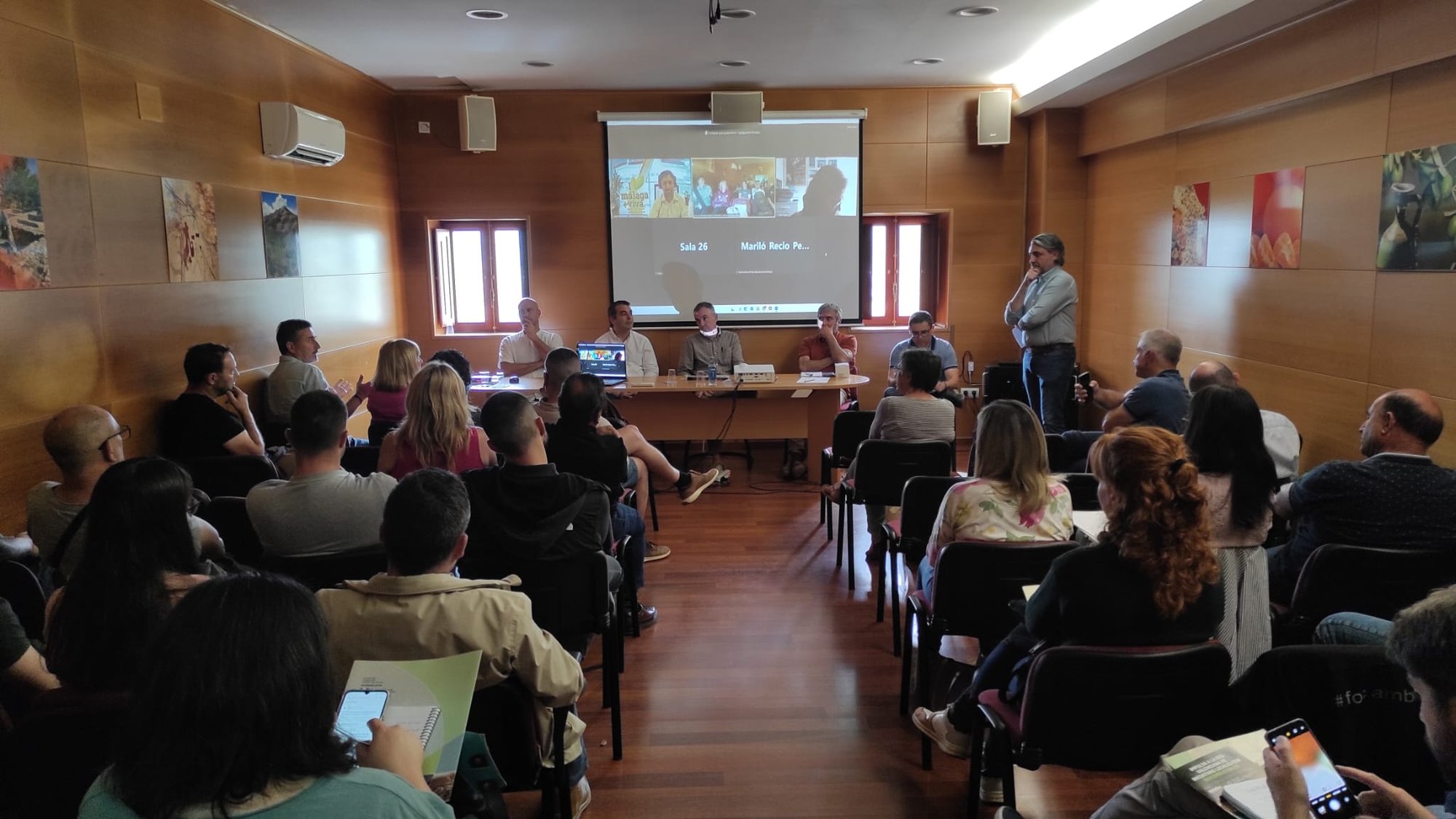 Creación de la red de municipios Valencianos por los biocombustibles