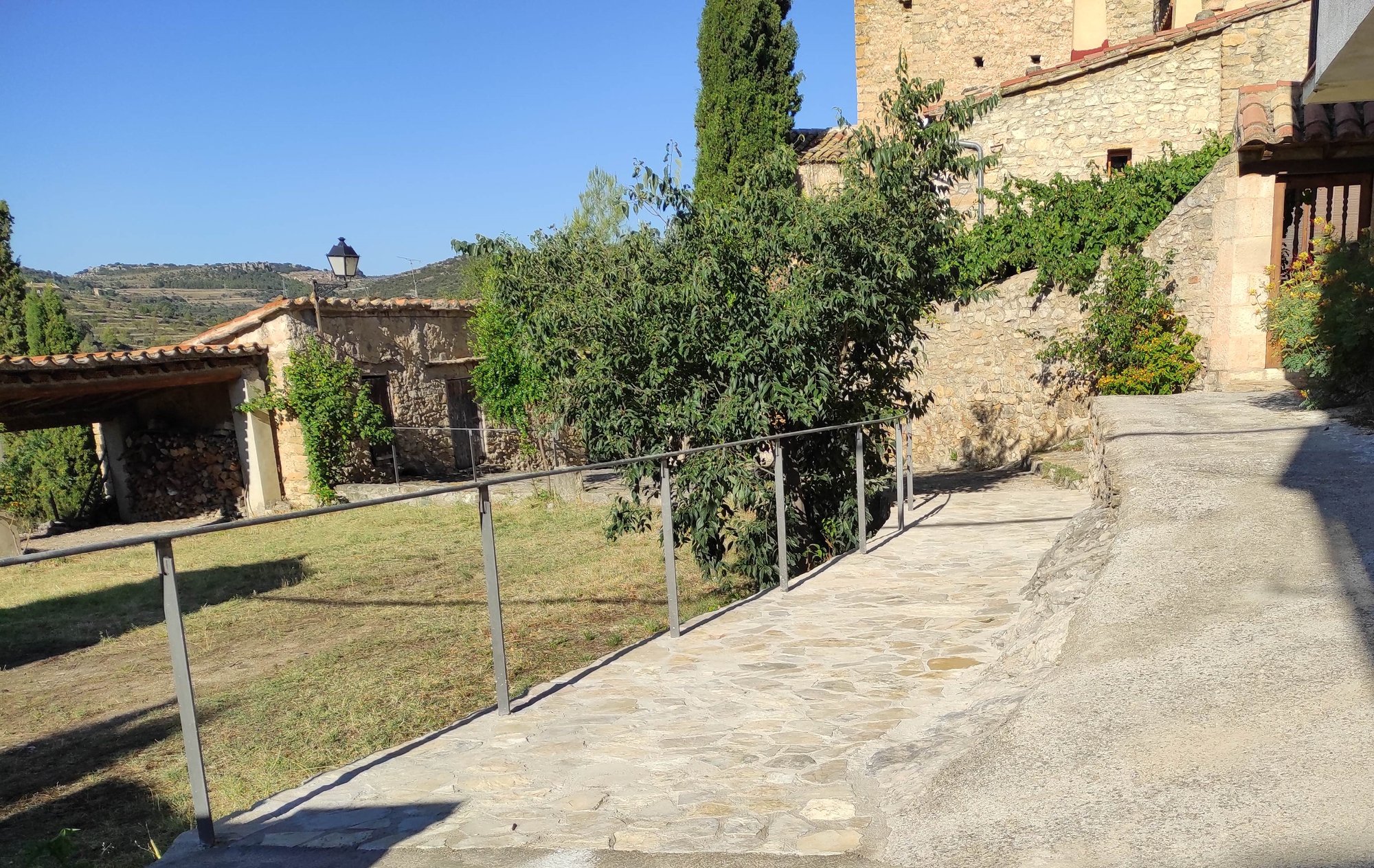 Urbanización calle Fuente en Villores
