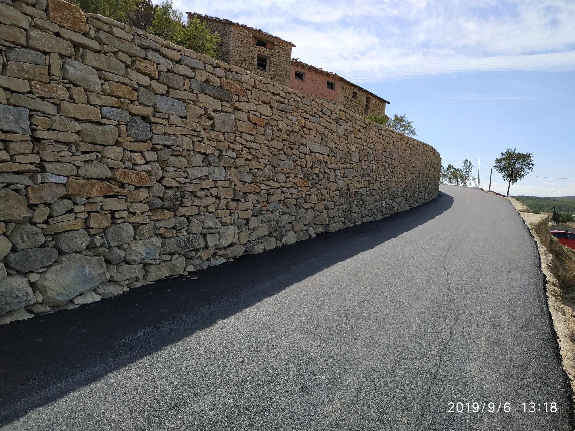Reposición muro y pavimentación camino Descansadores (Zorita del Maestrazgo)