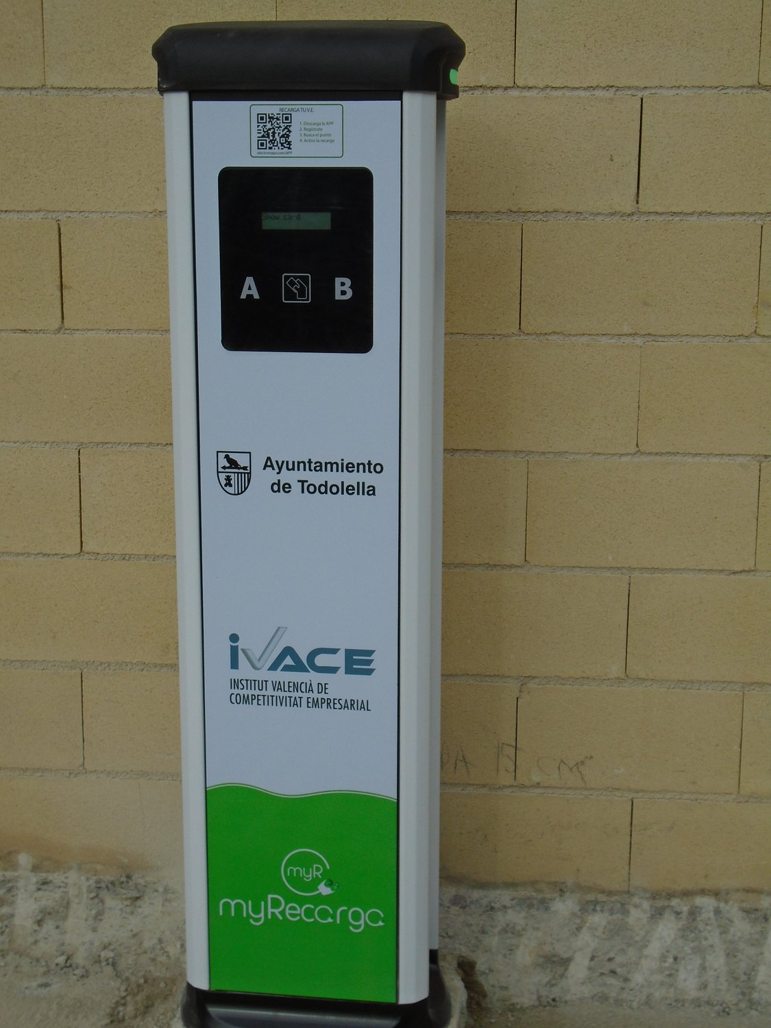 Punto de recarga vehículos eléctricos en Todolella