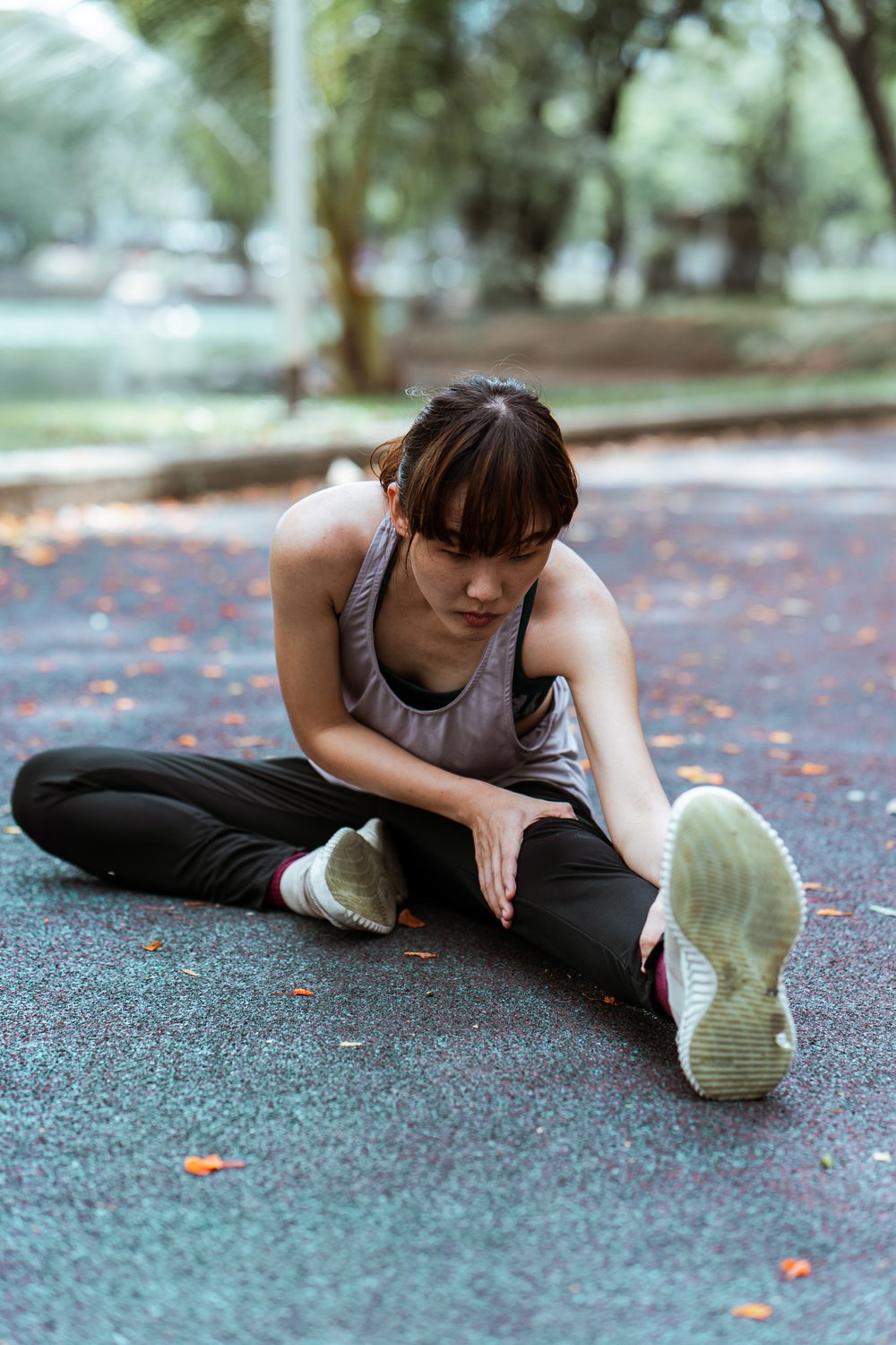 Decoding the Causes of Hip Pain: Understanding and Treating the Root of the Problem