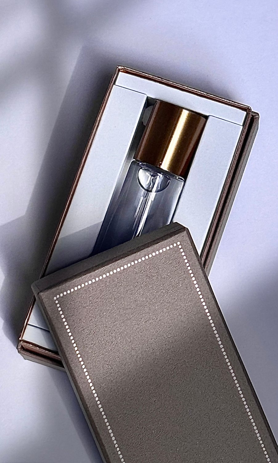 人気の化粧箱にステッチ仕様！