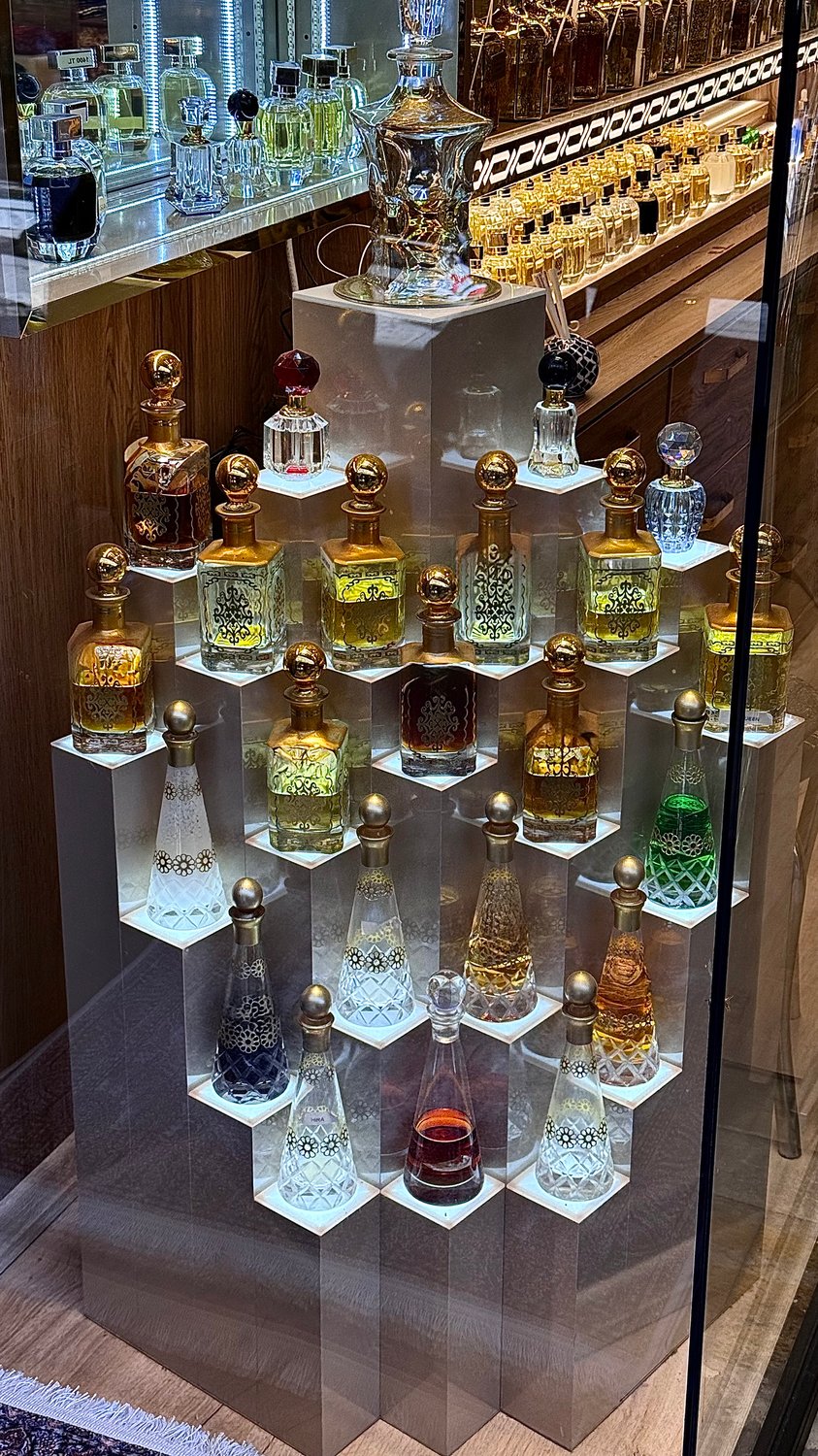 エジプトからトルコ香水瓶の旅