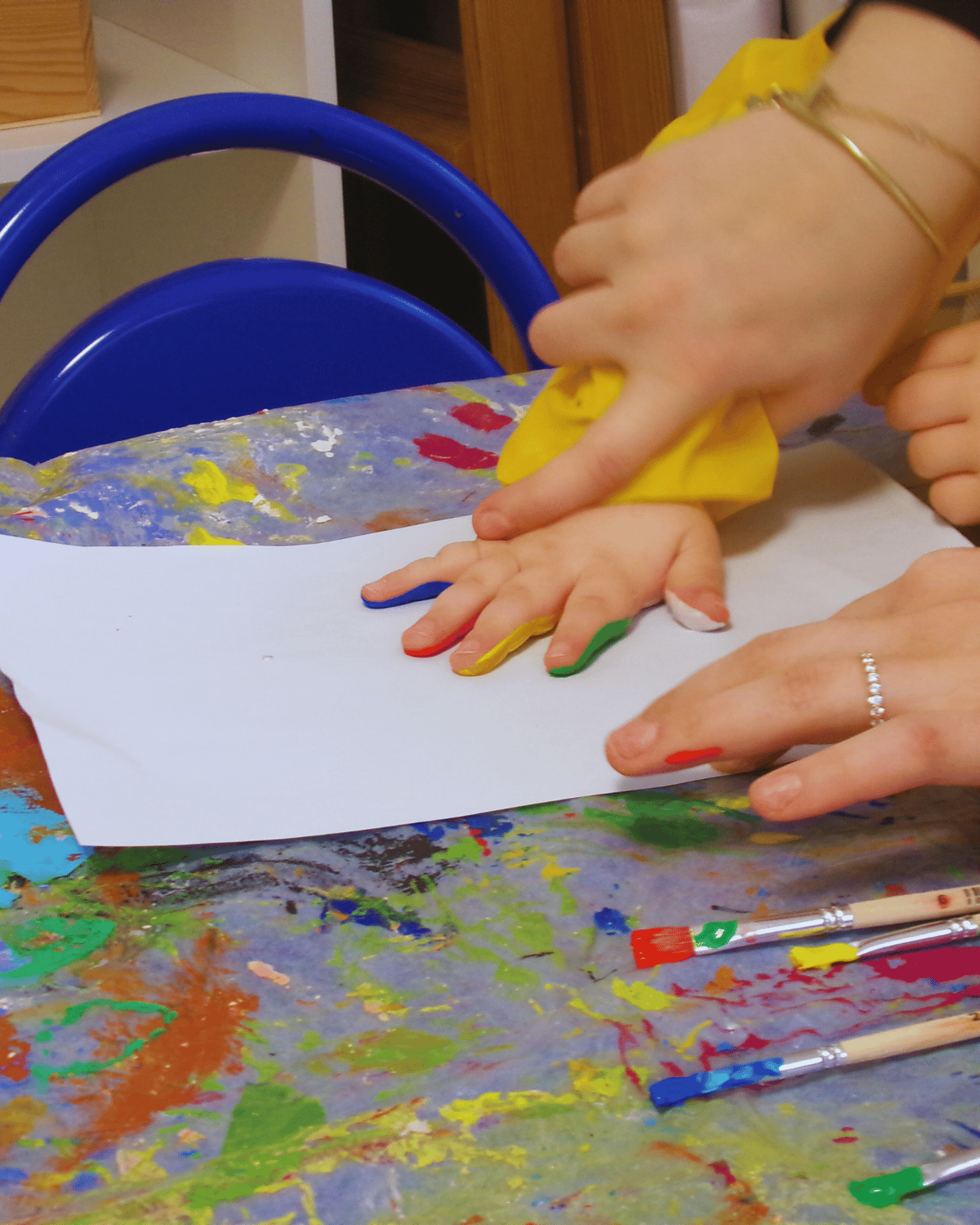 Der Clown mit den farbigen Haaren – so farbig, wie die Konfetti an der Fasnacht!