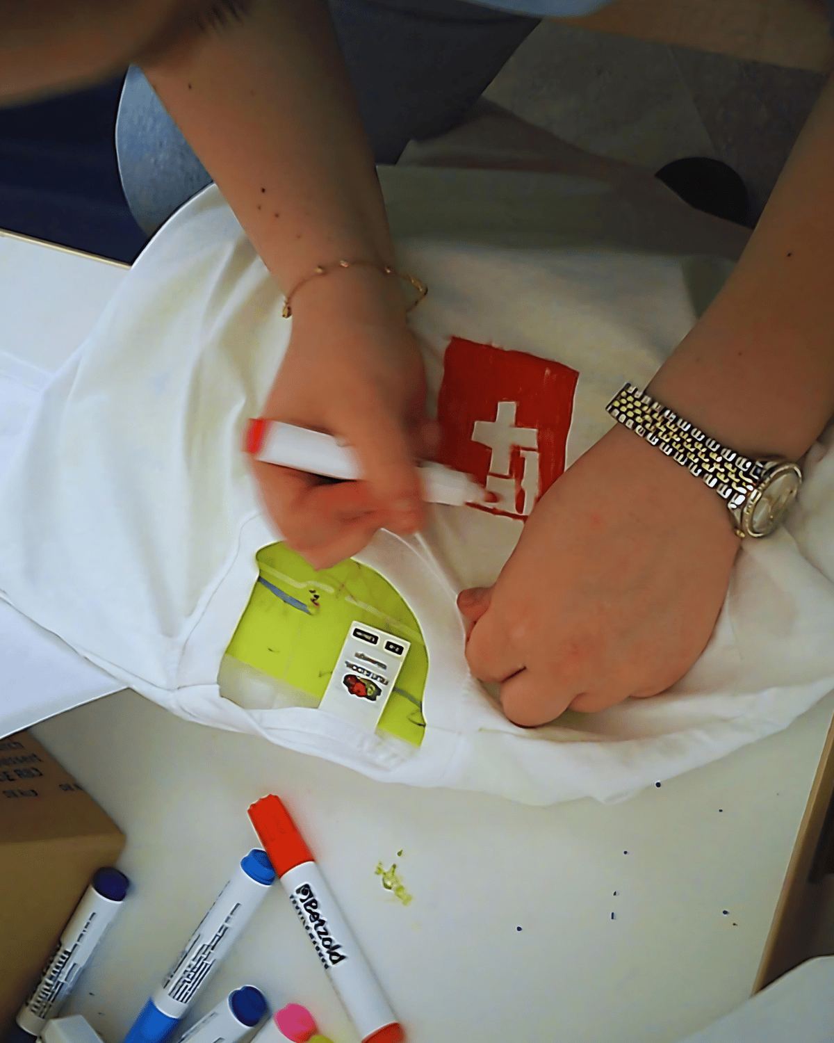 Europameisterschaft - Hopp Schwiiz! Wir bemalen Trikots