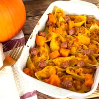 Conchiglioni mit Kürbis und Wurst