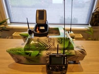 Toslon TF520, Raymarine pro 5, Carp Pilot pro, onderwatercamera, Ultimate Stealth Cam Dubbele, Ultimate Stealth cam, voerboten, baitboats, visvinder, fishfinder, visvinders, Toslon TF640 , Toslon TF740 , Toslon TF750, karper, 3D Carps , voerboot kopen