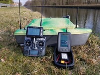 voerboten, baitboats, visvinder, fishfinder, visvinders, fishfinders, Toslon , Toslon TF500 , Toslon TF640 , Toslon TF650 , Toslon TF740 , Toslon TF750, Big Spotter, karper , carp , karpers , karpervissers , Carps , vissen met voerboten, Toslon , kist 