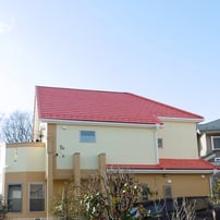 屋根リフォーム　施工事例　屋根塗装　屋根貼り被せ　カバー工法 千葉・佐倉市中志津のリフォーム 株式会社スリーエイトホーム