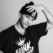 Fabio Lazzarato Breaking Breakdance Tanzlehrer Breakdance Kinder Tanzschule Dance Gallery Effretikon Winterthur Zürich