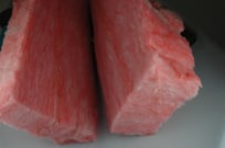 グラスウール断熱材 粉が出ない切断 断面きれい