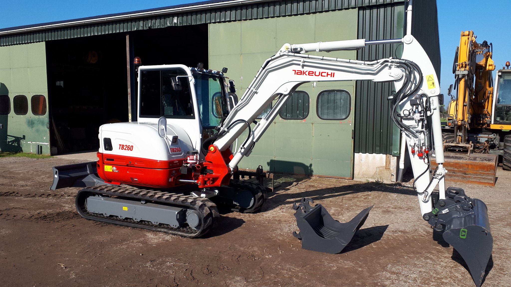 De nieuwe Takeuchi TB260 is in gebruik genomen - 8 oktober 2021